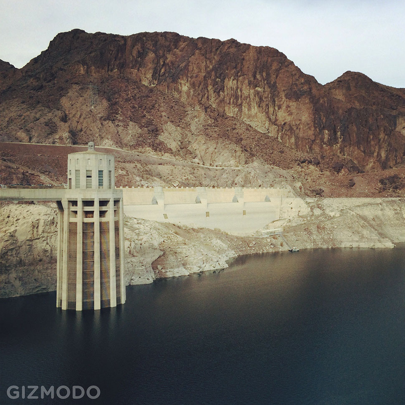 Illustration for article titled Hoover Dam Is a Super-Gadget That Keeps the Lights in Vegas Burning